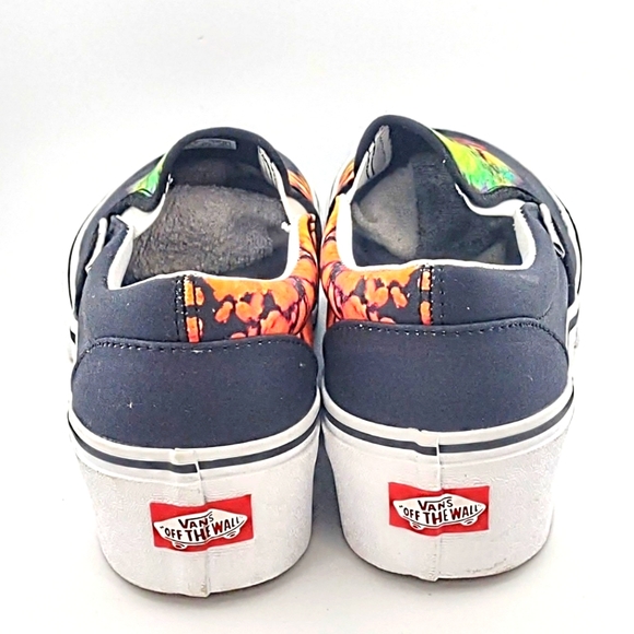 Vans Ying Yang Slip-ons main image 6